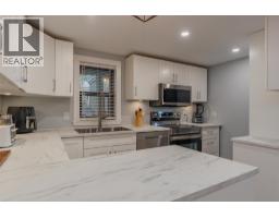 Primary Bedroom - 621 Turner Street, Warfield, BC V1R2P8 Photo 5