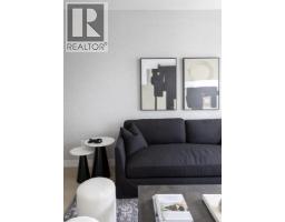 665 422 E 3rd Street, North Vancouver, BC V7L1G2 Photo 4