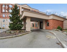Dining room - 301 5188 Lakeshore Road, Burlington, ON L7L6P4 Photo 2