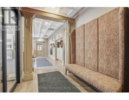 Kitchen - 301 5188 Lakeshore Road, Burlington, ON L7L6P4 Photo 3