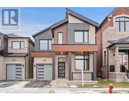 Kitchen - 3118 Travertine Drive, Oakville, ON L6M5N8 Photo 3