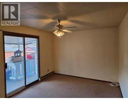 4pc Bathroom - 512 12 Th Avenue, Keremeos, BC V0X1N3 Photo 5