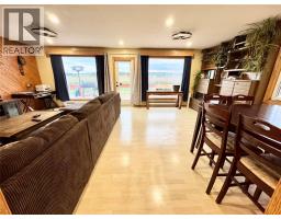 Kitchen - 15451 Old Edmonton Hwy Highway, Dawson Creek, BC V0C2L0 Photo 3