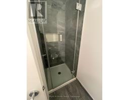 Kitchen - 3905 395 Square One Drive, Mississauga, ON L5B0P6 Photo 4