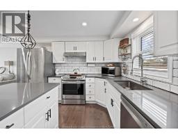 Laundry room - 210 Pierre Avenue, Lakeshore, ON N0R1C0 Photo 3