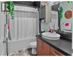 Kitchen - 36 Kershaw Close, Red Deer, AB T4P0H4 Photo 5