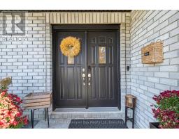 Kitchen - 15 Lorne Avenue, Penetanguishene, ON L9M1B1 Photo 4