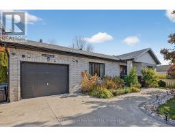 Dining room - 15 Lorne Avenue, Penetanguishene, ON L9M1B1 Photo 3