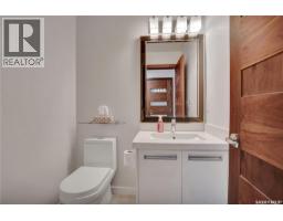 Living room - 607 1303 Paton Crescent, Saskatoon, SK S7W0P7 Photo 3