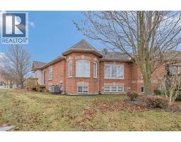 4pc Bathroom - 32 Robson Unit 7, Leamington, ON N8H2M9 Photo 2