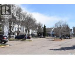 Living room - 239 960 E Assiniboine Avenue, Regina, SK S4V2P8 Photo 3