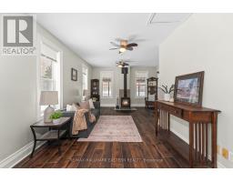 Living room - 1065 Gore Street, Selwyn, ON K0L1H0 Photo 4