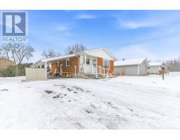 Bedroom - 13 Archibald Street, Whitewater Region, ON K0J1K0 Photo 3