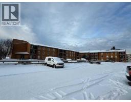 48 Suites 4607 4609 51 Avenue, Whitecourt, AB T7S1L8 Photo 2