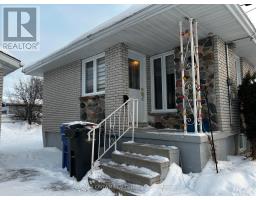 Primary Bedroom - 14 Bouldier Street, Kapuskasing, ON P5N2V1 Photo 3