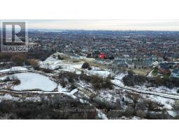 Bathroom - 26 Altamira Road, Brampton, ON L6P4S5 Photo 3