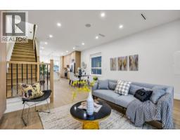 2827 Dundas Street, Vancouver, BC V5K1R5 Photo 3