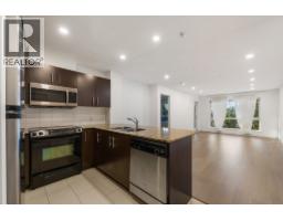 215 11665 Haney Bypass, Maple Ridge, BC V2X8W9 Photo 3