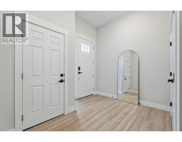 Kitchen - 235 Chelsea Park, Chestermere, AB T1X2T3 Photo 4