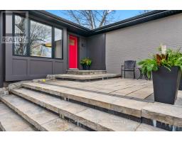 Laundry room - 68 Glenmanor Drive N, Oakville, ON L6K2B4 Photo 3