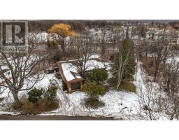 Living room - 5 Homestead Avenue, Hamilton, ON L9H5Y6 Photo 2