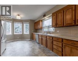 Primary Bedroom - 315 Dieppe Boulevard S, Lethbridge, AB T1H4W6 Photo 5