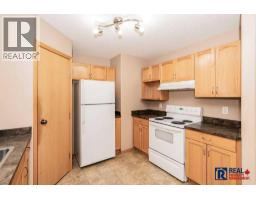 4pc Bathroom - 12901 93 Street, Grande Prairie, AB T8X1S6 Photo 4