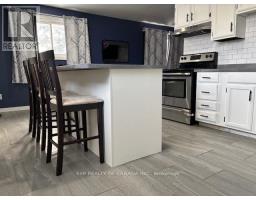 Living room - 504 Goldrush Street, Timmins, ON P0N1H0 Photo 2