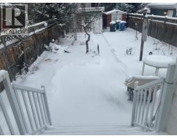 Kitchen - 1263 5 Avenue S, Lethbridge, AB T1J0V6 Photo 3