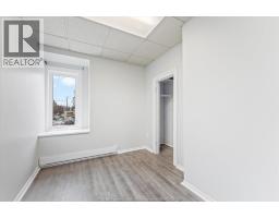 Kitchen - 1501 03 Elsmere, Windsor, ON N8X4H2 Photo 4