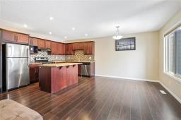 44 Birchwood Drive, Brandon, MB R7A7T5 Photo 4