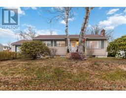 Living room - 41 Raymoor Drive, Woodlawn, NS B2X1G6 Photo 2