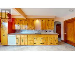 Bath (# pieces 1-6) - 4 Montgomery Street, Kentville, NS B4N3W4 Photo 4