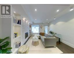 Bathroom - 173 Milverton Boulevard, Toronto, ON M4J1V2 Photo 5