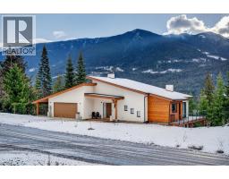 Bedroom - 6804 Grandview Drive, Nelson, BC V1L6W6 Photo 5
