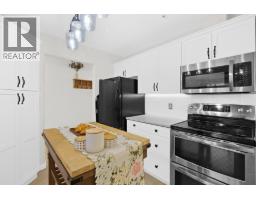 Living room - 303 Whitman Road Unit 106, Kelowna, BC V1V2P3 Photo 5