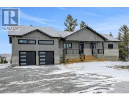 Dining room - 354 Russett Drive, Mcnab Braeside, ON K7S3G8 Photo 2