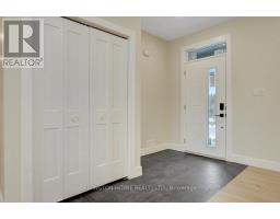 Mud room - 354 Russett Drive, Mcnab Braeside, ON K7S3G8 Photo 4