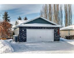 Dining room - 5606 55 St, Beaumont, AB T4X1L7 Photo 2