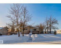 Kitchen - 315 10 St, Cold Lake, AB T9M1A5 Photo 2