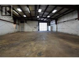 4640 45 Street, Lacombe, AB T4L2C4 Photo 5