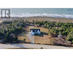 8433 Highway 3, Image 3