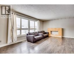 Bedroom - 62 Birch Road, Fort Mcmurray, AB T9H1J7 Photo 4