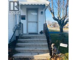 Laundry room - 36 Oneil Street, Chatham, ON N7M3A3 Photo 4