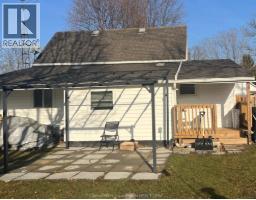 Foyer - 36 Oneil Street, Chatham, ON N7M3A3 Photo 3