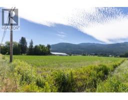 1490 10 Avenue Sw, Salmon Arm, BC V1E1T2 Photo 4