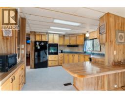 3pc Bathroom - 8698 Penwith Way, St Ives, BC V0E1M9 Photo 5