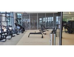 Bathroom - 1912 448 Burnhamthorpe Road W, Mississauga, ON L5B0M3 Photo 5