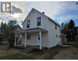 Primary Bedroom - 5033 48 Street, Sedgewick, AB T0B4C0 Photo 2