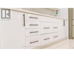 Bedroom 2 - 18 Brewis Street, Brant, ON N3L0L2 Photo 5